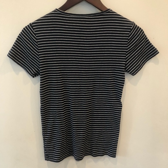 Navy blue and white striped t shirt from the gap - Picture 3 of 6